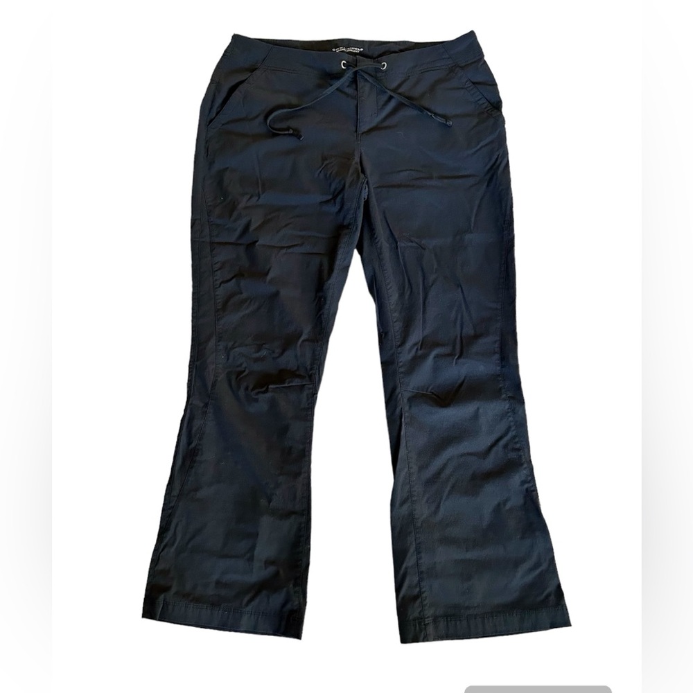COLUMBIA Omni-Shield Advanced Repellency Black Pants, 12 Short